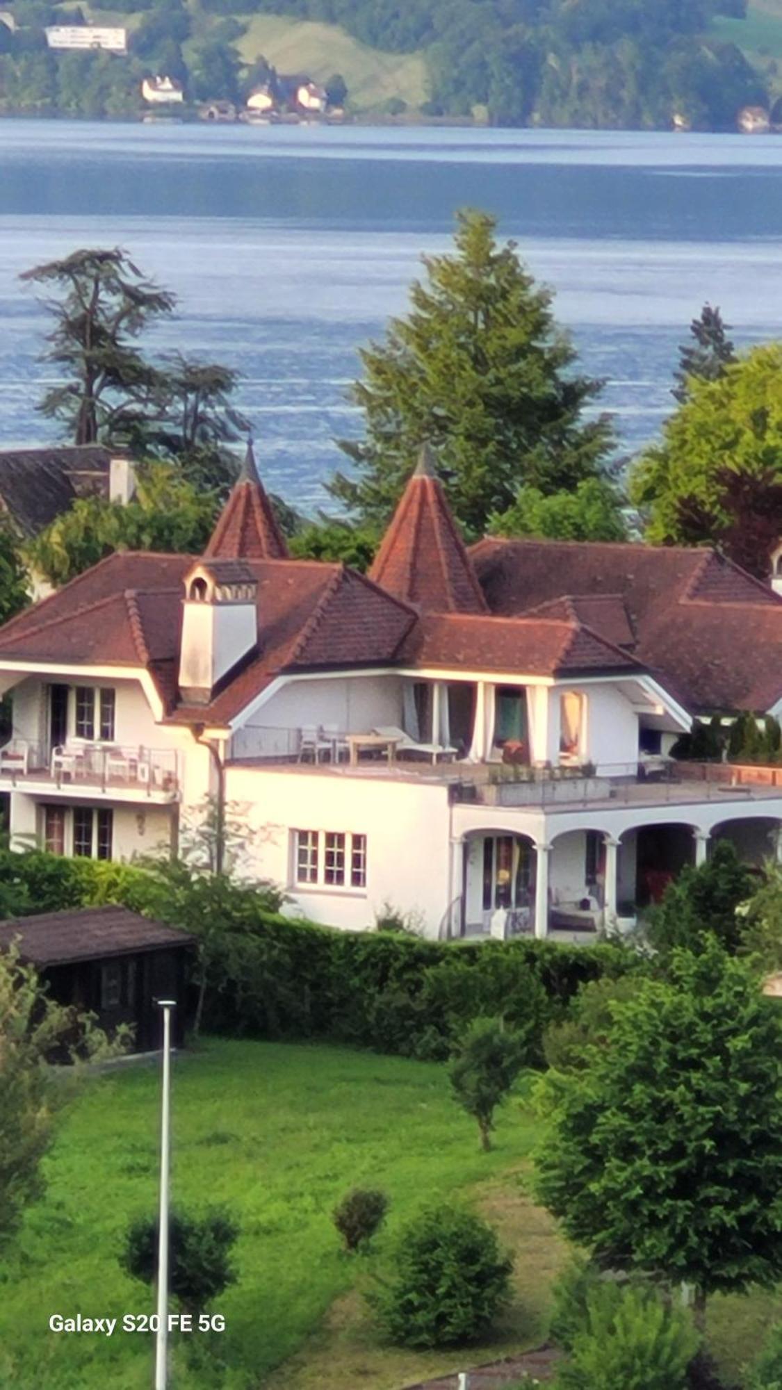 Villa Castagna Guesthouse Люцерн Екстериор снимка